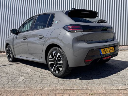 Peugeot e-208 EV Allure Avantage 51 kWh | Demodeal | Camera Voor/Achter | Navigatie | Apple Carplay / Android A... ActivLease financial lease