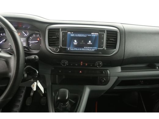 Peugeot Expert 2.0 BlueHDI L2H1 | Glasresteel | Airco | Cruise | Glasauto | Carplay | Trekhaak | 3 Zits ActivLease financial lease