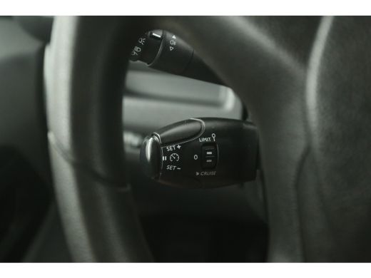 Peugeot Expert 2.0 BlueHDI L2H1 | Glasresteel | Airco | Cruise | Glasauto | Carplay | Trekhaak | 3 Zits ActivLease financial lease