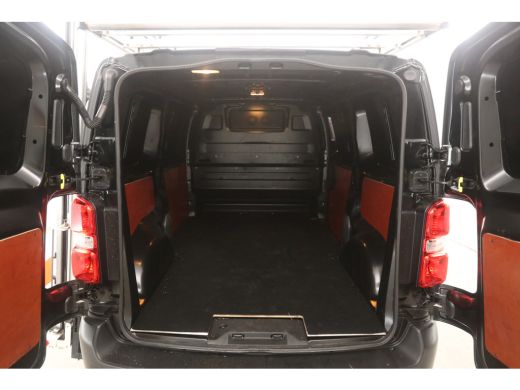 Peugeot Expert 2.0 BlueHDI L2H1 | Glasresteel | Airco | Cruise | Glasauto | Carplay | Trekhaak | 3 Zits ActivLease financial lease