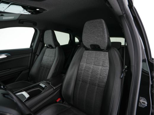 Renault Austral 1.2 E-Tech full hybrid 200 techno (INCL-BTW) *LEATHER-FABRIC | FULL-LED | HEATED-COMFORTSEATS | D... ActivLease financial lease