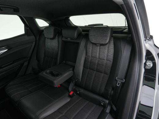 Renault Austral 1.2 E-Tech full hybrid 200 techno (INCL-BTW) *LEATHER-FABRIC | FULL-LED | HEATED-COMFORTSEATS | D... ActivLease financial lease