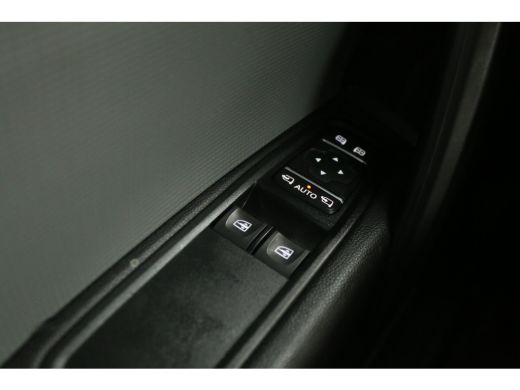 Renault Kangoo 1.5 Blue dCi | Aut. | Airco | Cruise | Camera | Navi | Trekhaak | Parkeersens. ActivLease financial lease