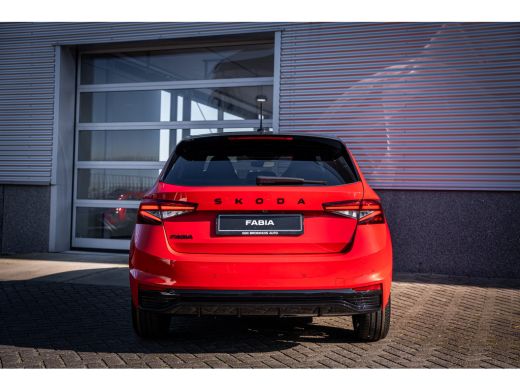 Skoda Fabia Monte Carlo | Achteruitrijcamera | Cruise control met speedlimiter | Driver Activity Assistant, v... ActivLease financial lease