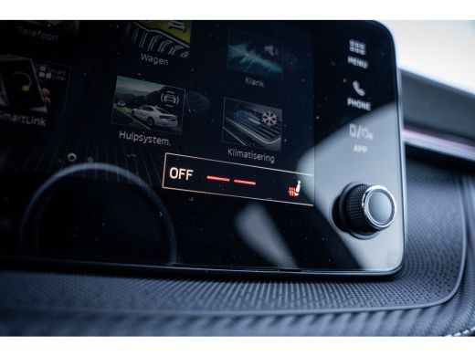 Skoda Fabia Monte Carlo | Achteruitrijcamera | Cruise control met speedlimiter | Driver Activity Assistant, v... ActivLease financial lease