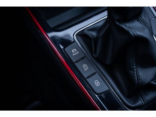 Skoda Fabia Monte Carlo | Achteruitrijcamera | Cruise control met speedlimiter | Driver Activity Assistant, v... ActivLease financial lease
