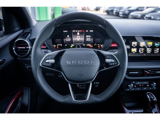 Skoda Fabia Monte Carlo | Achteruitrijcamera | Cruise control met speedlimiter | Driver Activity Assistant, v... ActivLease financial lease