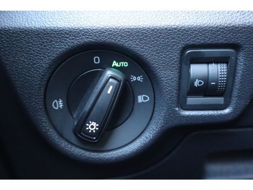 Skoda Kamiq 1.0 TSI Ambition 110PK | Airco | Cruise control | Elektrische ramen voor ActivLease financial lease