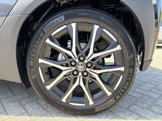 Toyota Aygo Hybrid 115 GR Sport | &euro; 1.500 extra inruilwaarde | ActivLease financial lease