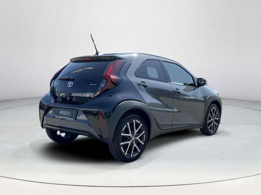 Toyota Aygo Hybrid 115 GR Sport | &euro; 1.500 extra inruilwaarde | ActivLease financial lease