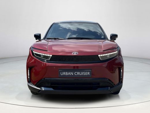 Toyota Urban Cruiser Executive AWD 61 kWh |  &euro; 2.500 extra inruilwaarde | ActivLease financial lease