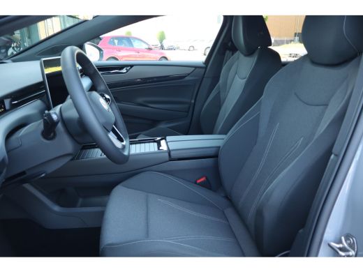 Volkswagen ID.7 Limited Edition | Achteruitrijcamera (Rear View) | Airconditioning automatisch, 2-zone (Climatron... ActivLease financial lease