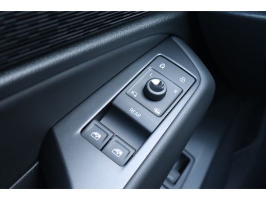 Volkswagen ID.7 Limited Edition | Achteruitrijcamera (Rear View) | Airconditioning automatisch, 2-zone (Climatron... ActivLease financial lease