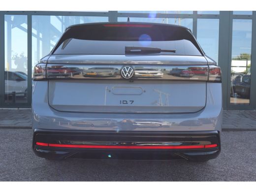 Volkswagen ID.7 Limited Edition | Achteruitrijcamera (Rear View) | Airconditioning automatisch, 2-zone (Climatron... ActivLease financial lease