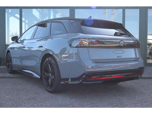 Volkswagen ID.7 Limited Edition | Achteruitrijcamera (Rear View) | Airconditioning automatisch, 2-zone (Climatron... ActivLease financial lease