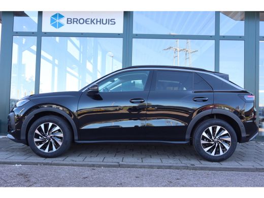 Volkswagen T-Roc Life First Edition | 'App-Connect' draadloze smartphone integratie | Automatische afstandsregelin... ActivLease financial lease