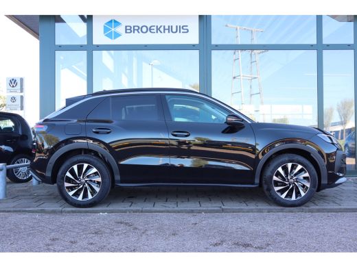 Volkswagen T-Roc Life First Edition | 'App-Connect' draadloze smartphone integratie | Automatische afstandsregelin... ActivLease financial lease