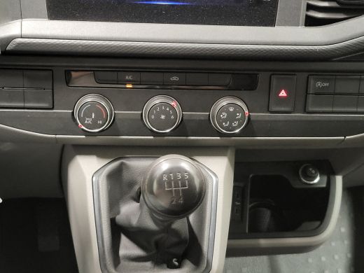 Volkswagen Transporter 2.0TDI Trekhaak Euro 6! ActivLease financial lease