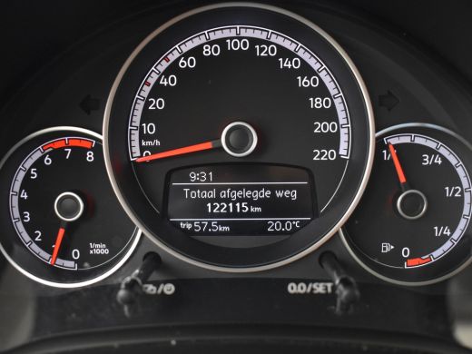 Volkswagen up! 1.0 BMT beats 60PK | Achteruitrijcamera | Cruise control | Parkeersensoren achter | Airco | DAB |... ActivLease financial lease