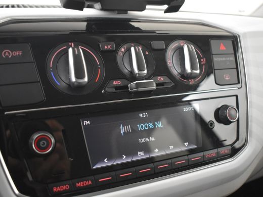 Volkswagen up! 1.0 BMT beats 60PK | Achteruitrijcamera | Cruise control | Parkeersensoren achter | Airco | DAB |... ActivLease financial lease