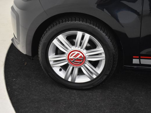 Volkswagen up! 1.0 BMT beats 60PK | Achteruitrijcamera | Cruise control | Parkeersensoren achter | Airco | DAB |... ActivLease financial lease