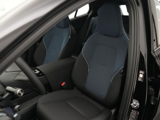 Volvo  EX30 Single Extended Plus Europa 69 kWh | Elek. Stoelen | Stoel- & stuurverwarming | Trekhaak | Harman... ActivLease financial lease