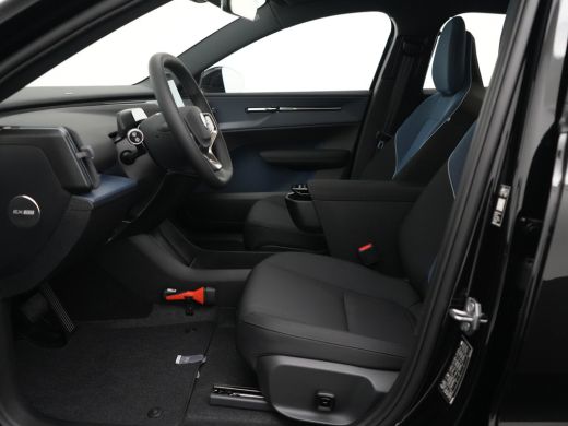 Volvo  EX30 Single Extended Plus Europa 69 kWh | Elek. Stoelen | Stoel- & stuurverwarming | Trekhaak | Harman... ActivLease financial lease