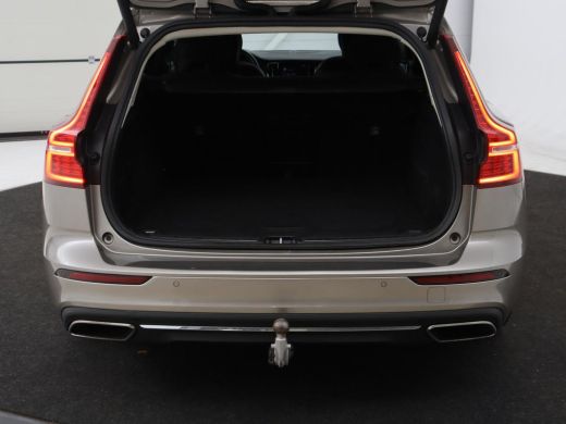 Volvo  V60 2.0 T5 Inscription | Leder | Harman Kardon | Stoel & Stuurverwarming | Navigatie | Carplay | Full... ActivLease financial lease