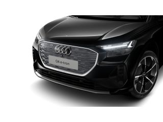 Audi Q4 e-tron S edition | Achterklep, automatisch bedienbaar | Achteruitrijcamera | Adaptive cruise control
