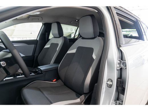 Opel Astra Sports Tourer 1.2 Turbo Edition | Tot 8 Jaar Garantie! | Navigatie | Camera | Parkeersensoren | C... ActivLease financial lease