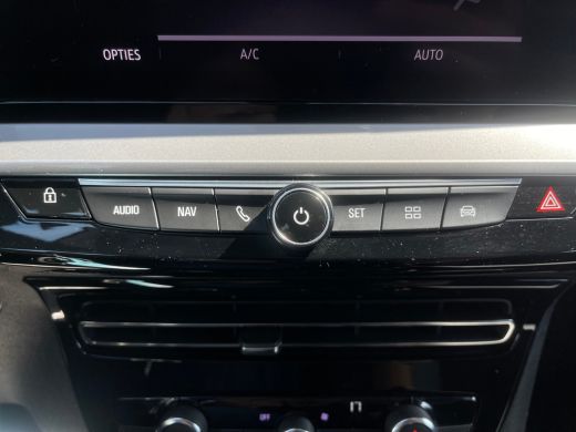 Opel Mokka 1.2 130PK Turbo Elegance | CAMERA ACHTER| PARKEERSENSOREN V&A| NAVI| STUURWIEL VERWARMD| CRUISE C... ActivLease financial lease