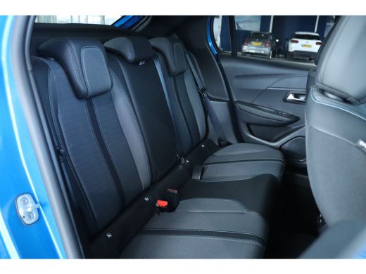 Peugeot 208 1.2 Turbo Allure | Cruise Control | Navigatie | Parkeersensoren | LED | LMV | Carplay | Climate C... ActivLease financial lease