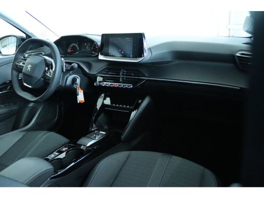 Peugeot 208 1.2 Turbo Allure | Cruise Control | Navigatie | Parkeersensoren | LED | LMV | Carplay | Climate C... ActivLease financial lease