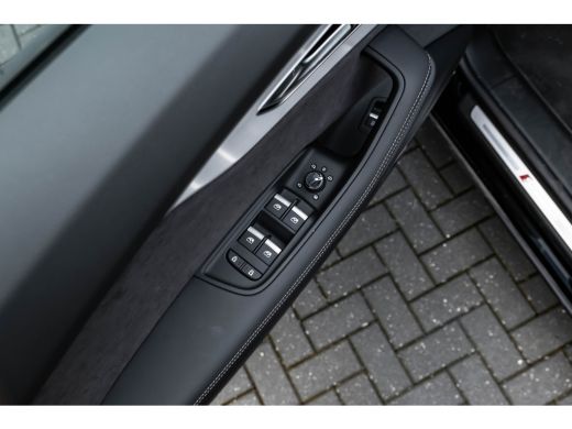 Audi Q8 55 TFSI e quattro Pro Line S 394PK | Trekhaak | 4-wielsturing | Panorama Dak | B&O | Nachtzicht |... ActivLease financial lease