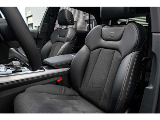 Audi Q8 55 TFSI e quattro Pro Line S 394PK | Trekhaak | 4-wielsturing | Panorama Dak | B&O | Nachtzicht |... ActivLease financial lease