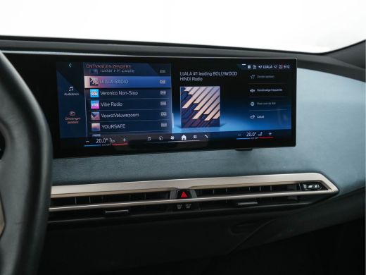 BMW iX xDrive40 Business Edition Plus 77 kWh [ 3-Fase ] {SOH-100%} (INCL-BTW) *PANO | HEAD-UP | TOPVIEW ... ActivLease financial lease