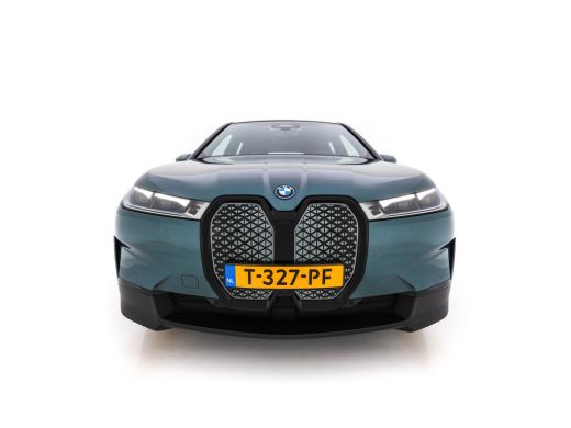 BMW iX xDrive40 Business Edition Plus 77 kWh [ 3-Fase ] {SOH-100%} (INCL-BTW) *PANO | HEAD-UP | TOPVIEW ... ActivLease financial lease
