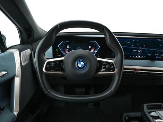 BMW iX xDrive40 Business Edition Plus 77 kWh [ 3-Fase ] {SOH-100%} (INCL-BTW) *PANO | HEAD-UP | TOPVIEW ... ActivLease financial lease