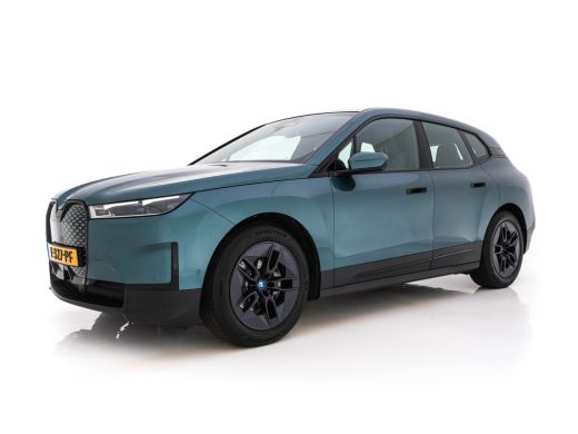 BMW iX xDrive40 Business Edition Plus 77 kWh [ 3-Fase ] {SOH-100%} (INCL-BTW) *PANO | HEAD-UP | TOPVIEW ... ActivLease financial lease