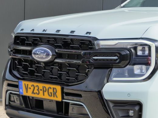 Ford Ranger Stormtrak Double Cab 2.3 PHEV | 0,99% FL | B&O | Sportsbar | 360 Camera | Stoelverwarming | Trekh... ActivLease financial lease