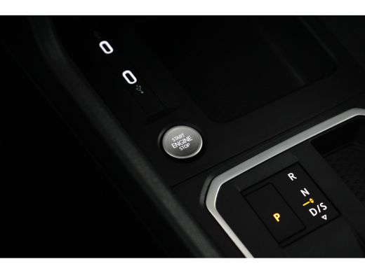 Ford Transit Connect Trend L2 | BPM VRIJ | Direct Leverbaar! | Stoelverwarming | ActivLease financial lease