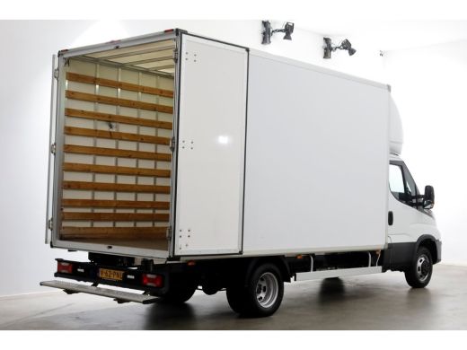 Iveco Daily 35C18 3.0 180pk HiMatic Automaat XXL Bakwagen met achterdeuren H235/L440 01-2022 ActivLease financial lease