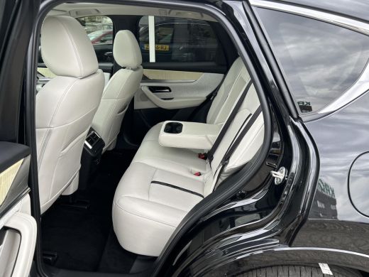 Mazda CX-60 2.5 e-SkyActiv PHEV Takumi Plus Draadloze Apple Carplay Android Auto | Panoramisch schuif kanteld... ActivLease financial lease