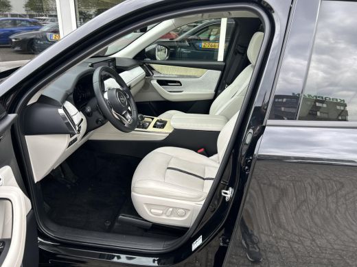 Mazda CX-60 2.5 e-SkyActiv PHEV Takumi Plus Draadloze Apple Carplay Android Auto | Panoramisch schuif kanteld... ActivLease financial lease