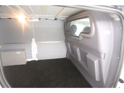 Mercedes-Benz Vito 111 CDI Extra Lang | Oprijplaat | Airco | Camera | 3 Zits | Elektrpakket ActivLease financial lease