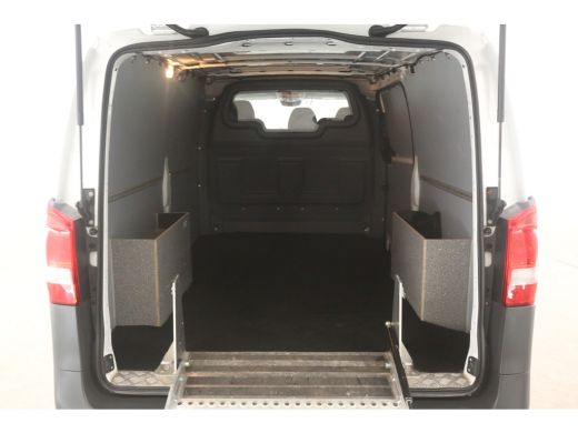 Mercedes-Benz Vito 111 CDI Extra Lang | Oprijplaat | Airco | Camera | 3 Zits | Elektrpakket ActivLease financial lease