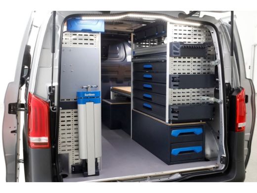 Mercedes-Benz Vito 114 CDI 136pk Compact 9G Automaat 2x Schuifdeur/LED/Camera/Inrichting 07-2022 ActivLease financial lease