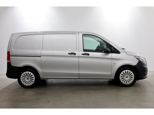 Mercedes-Benz Vito 114 CDI 136pk Compact 9G Automaat 2x Schuifdeur/LED/Camera/Inrichting 07-2022 ActivLease financial lease