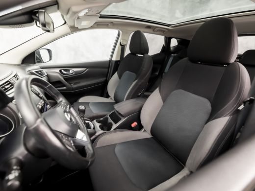 Nissan QASHQAI 1.2 N-Connecta (PANORAMADAK, NAVIGATIE, 360 CAMERA, GETINT GLAS, SPORTSTOELEN, STOELVERWARMING, C... ActivLease financial lease