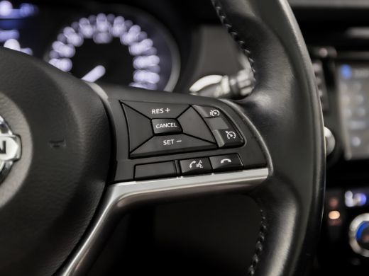 Nissan QASHQAI 1.2 N-Connecta (PANORAMADAK, NAVIGATIE, 360 CAMERA, GETINT GLAS, SPORTSTOELEN, STOELVERWARMING, C... ActivLease financial lease